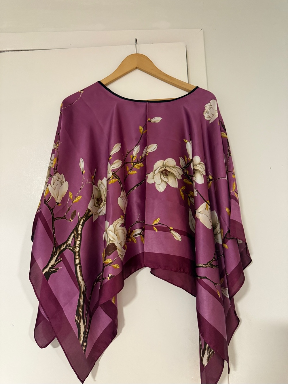 Silk Floral Poncho Top in Mauve( New)